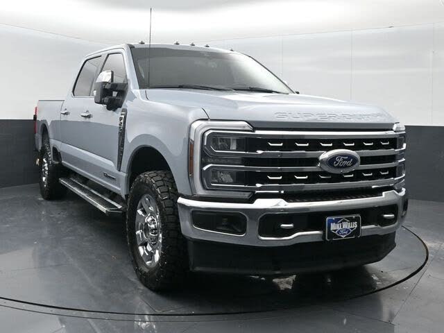 2024 Ford F-250 Super Duty Lariat Crew Cab 4WD