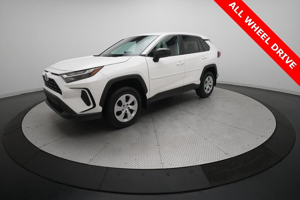 2024 Toyota RAV4 LE AWD