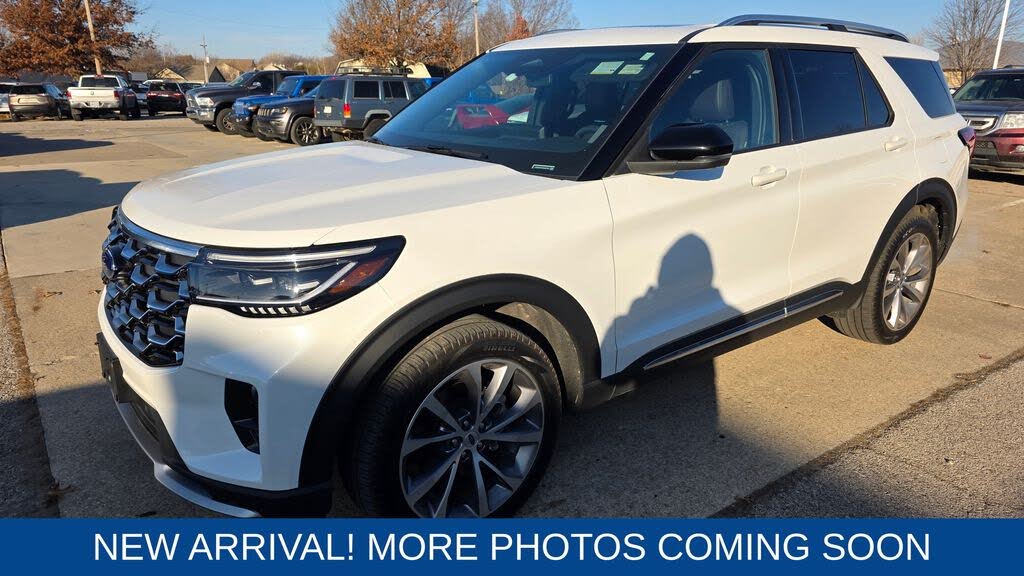 2025 Ford Explorer Platinum AWD
