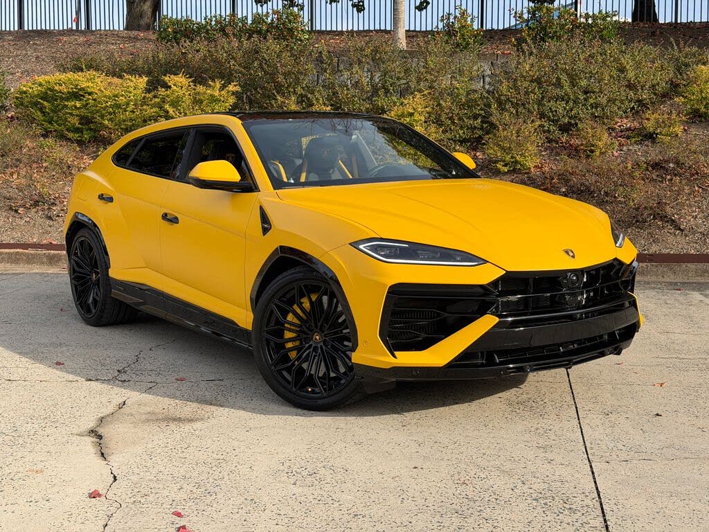 2025 Lamborghini Urus SE AWD