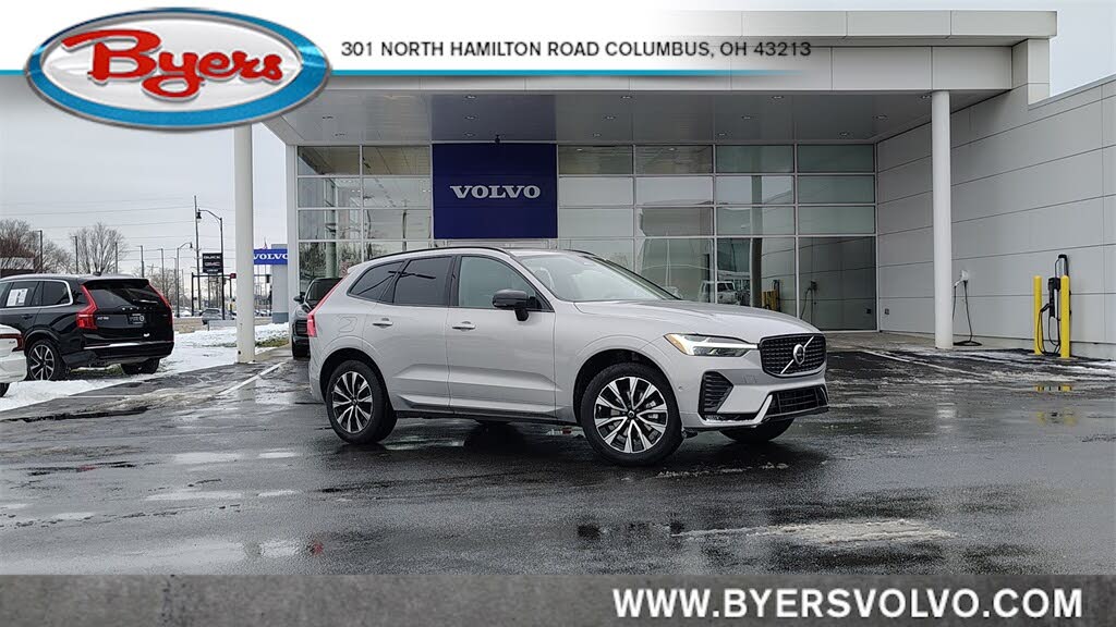 2025 Volvo XC60 B5 Plus Dark Theme AWD