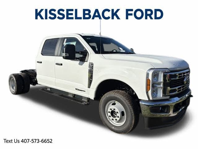 2026 Ford F-350 Super Duty Chassis XL Crew Cab DRW 4WD