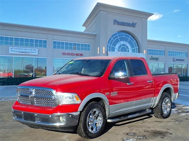 2014 RAM 1500 Laramie Crew Cab 4WD