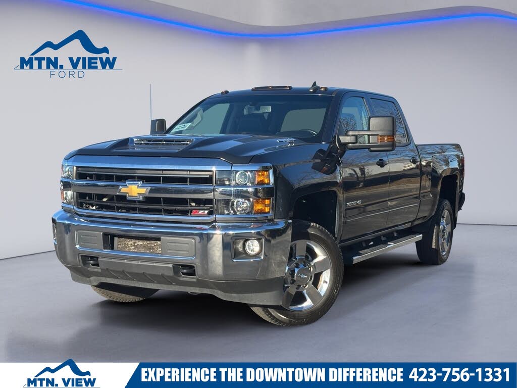 2018 Chevrolet Silverado 2500HD LT Crew Cab 4WD