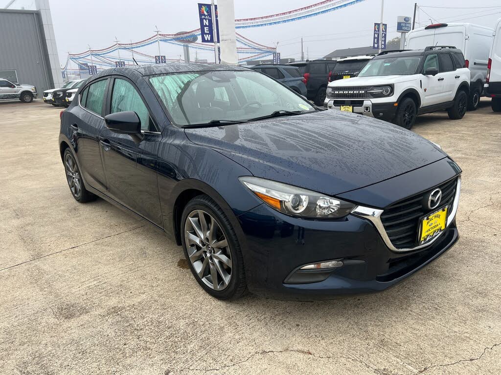 2018 Mazda MAZDA3 Touring Hatchback