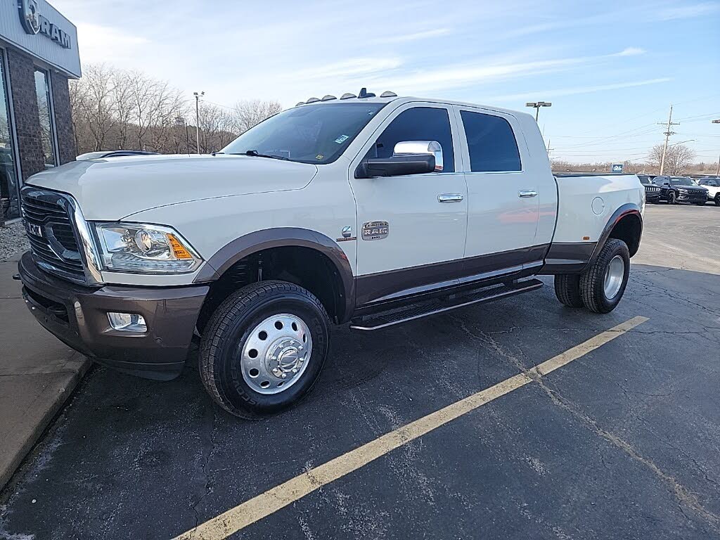 2018 RAM 3500 Laramie Longhorn Mega Cab DRW 4WD
