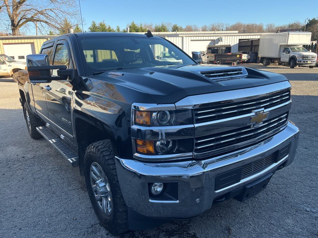 2019 Chevrolet Silverado 2500HD LTZ Crew Cab 4WD