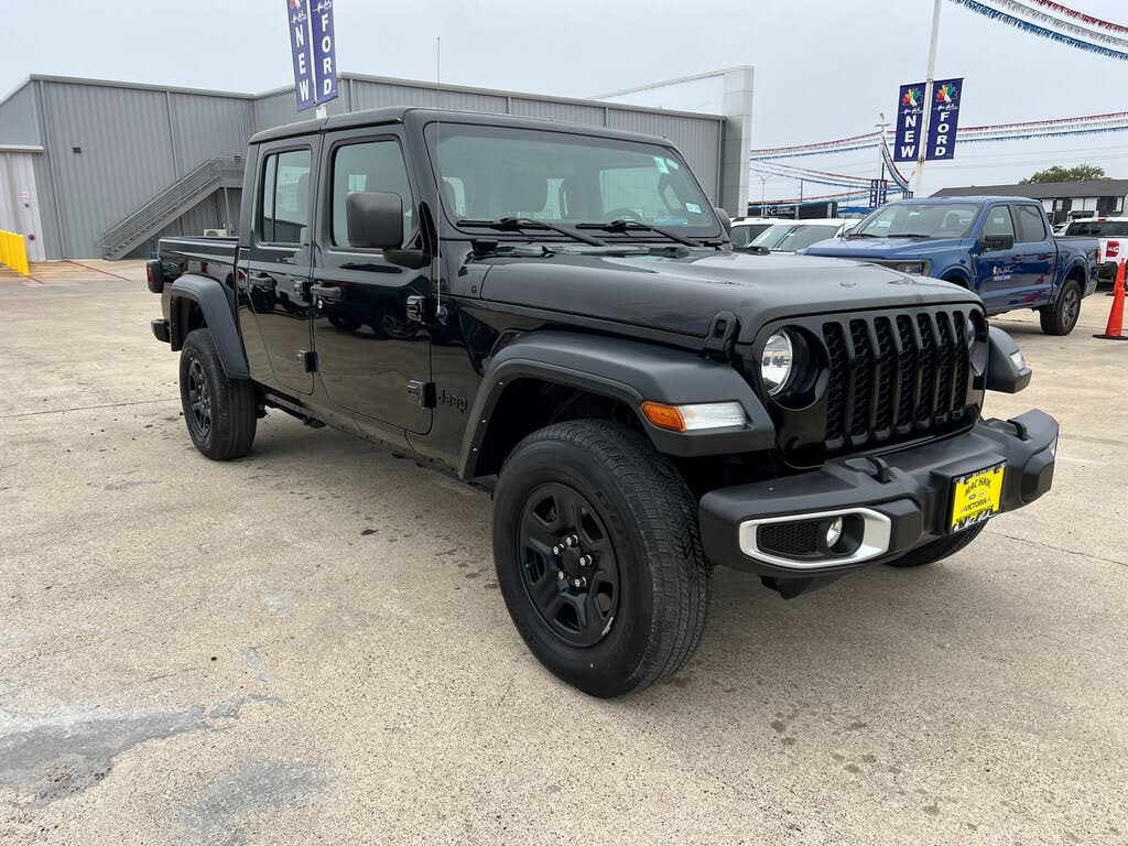 2023 Jeep Gladiator Sport Crew Cab 4WD