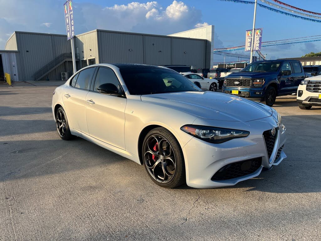 2024 Alfa Romeo Giulia Ti RWD