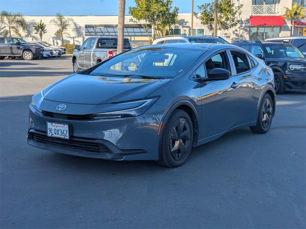2024 Toyota Prius LE FWD