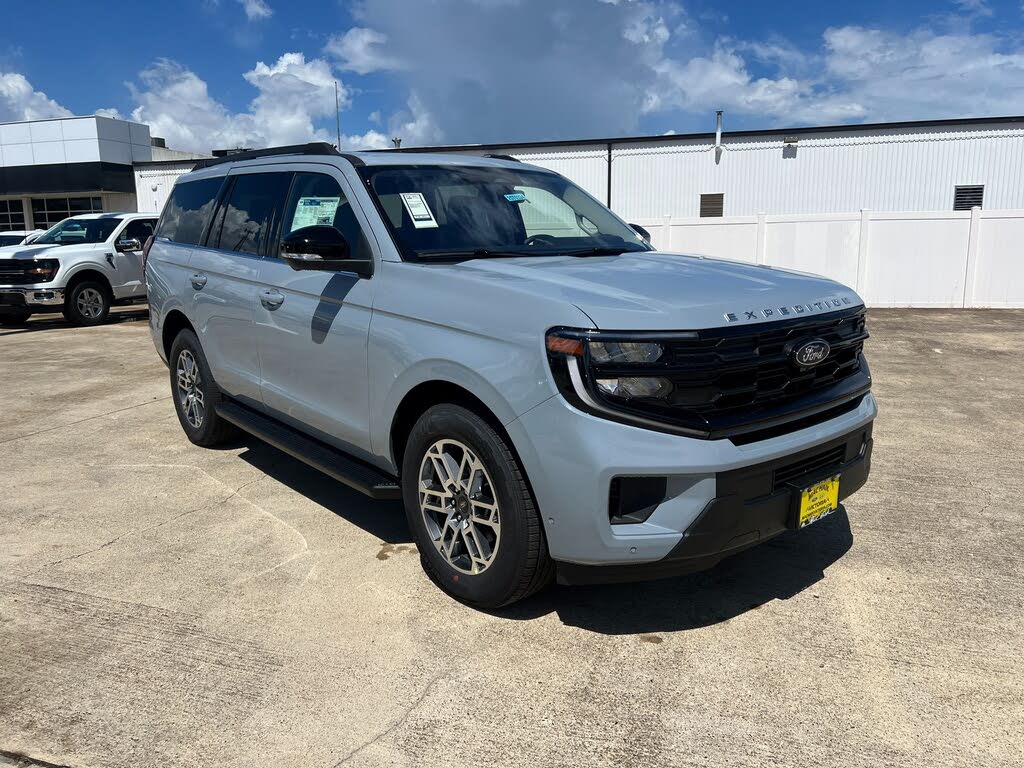 2025 Ford Expedition Active RWD