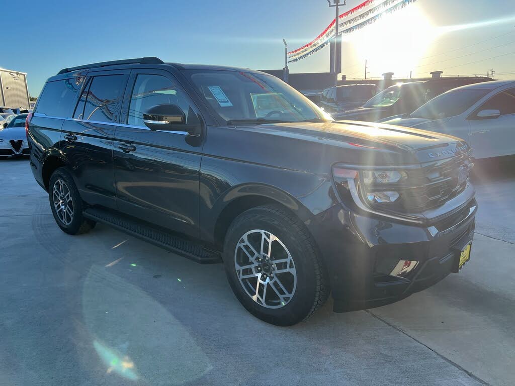 2025 Ford Expedition Active 4WD