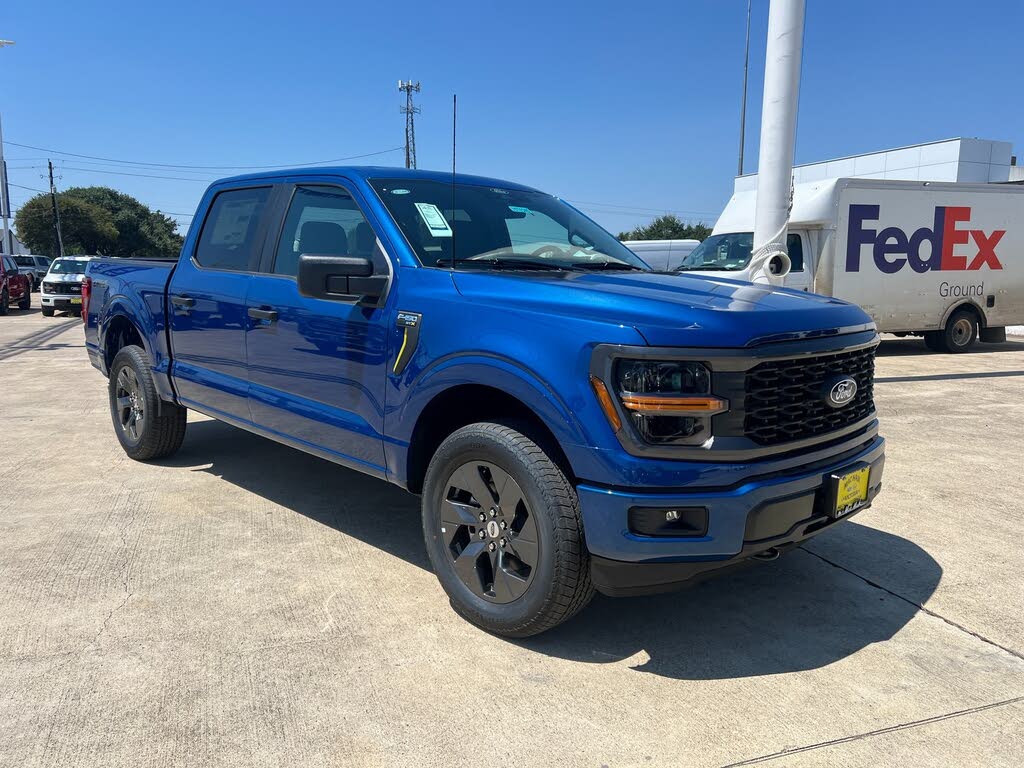 2025 Ford F-150 STX 4dr SuperCrew 4WD