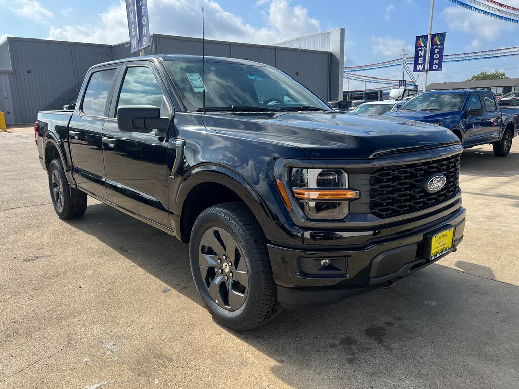 2025 Ford F-150 STX 4dr SuperCrew 4WD