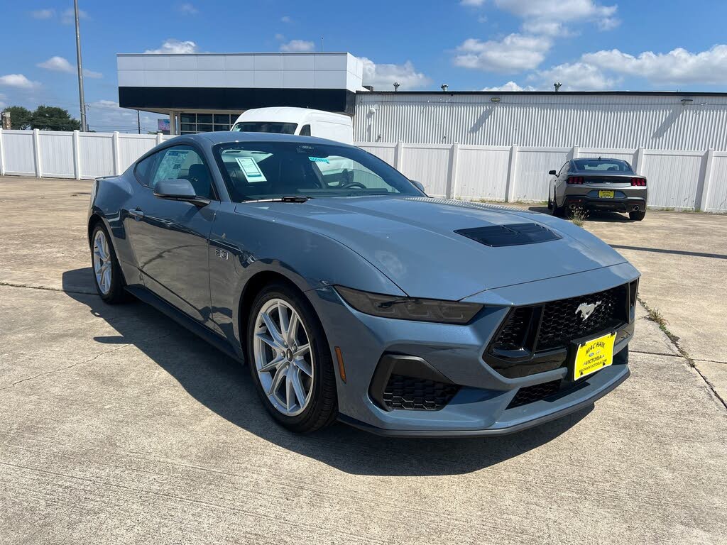2025 Ford Mustang GT Premium Fastback RWD