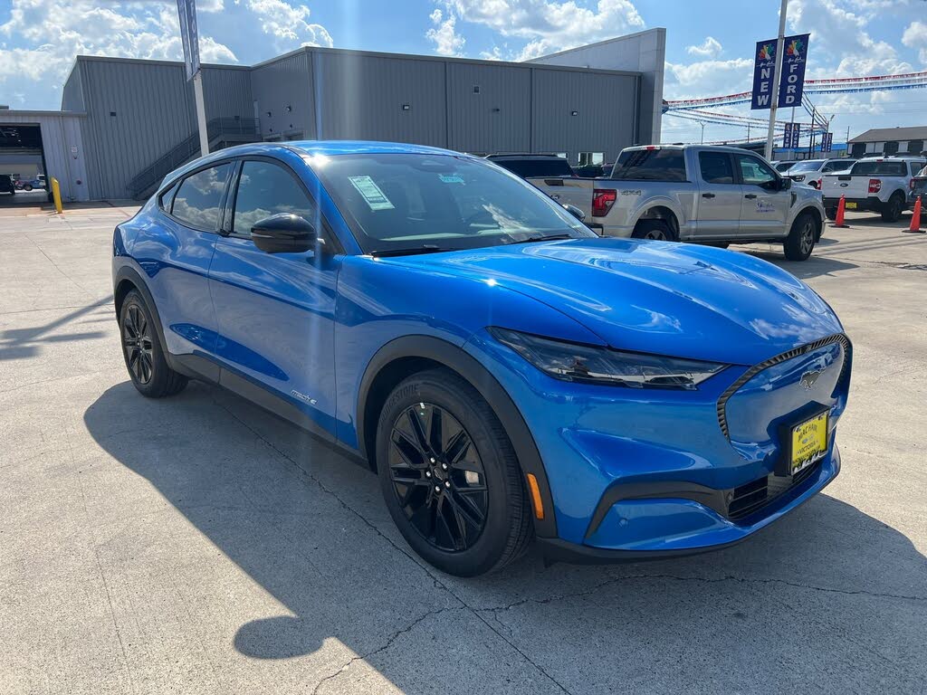 2025 Ford Mustang Mach-E Select RWD