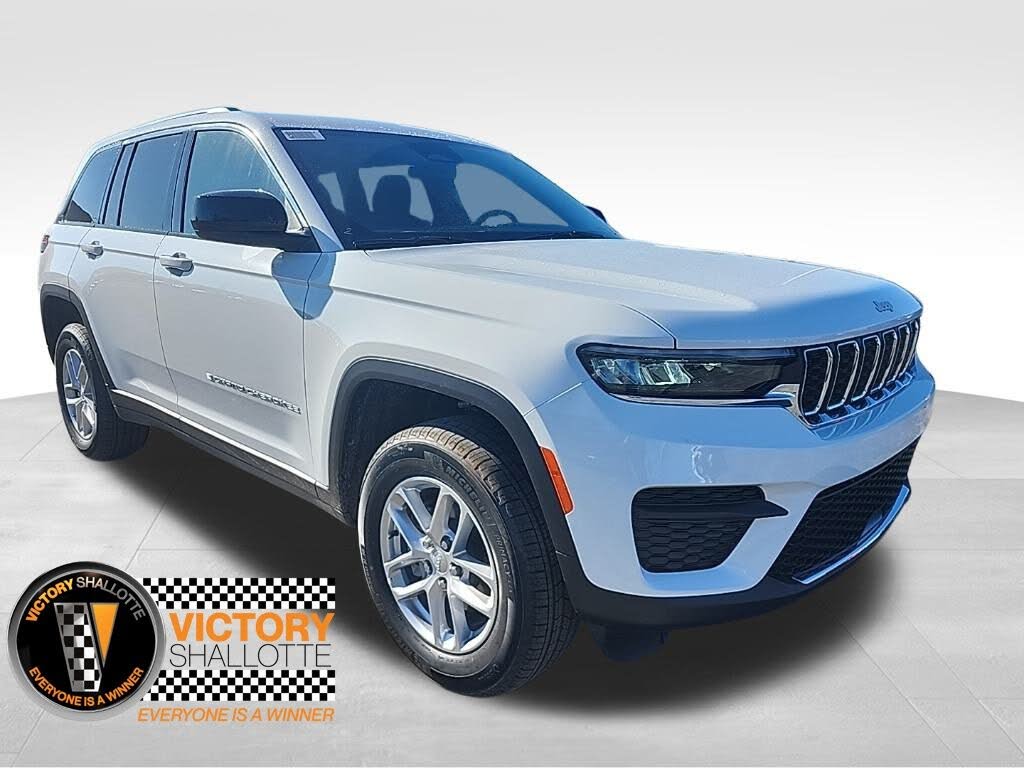 2025 Jeep Grand Cherokee Laredo X RWD