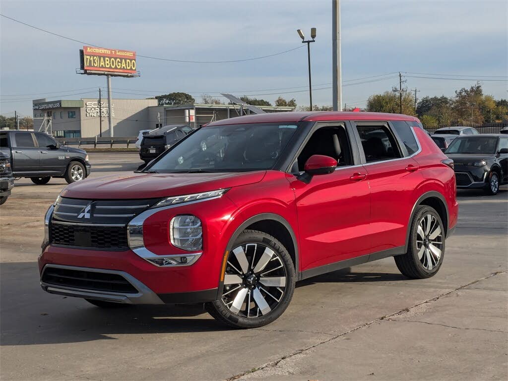 2025 Mitsubishi Outlander SE FWD