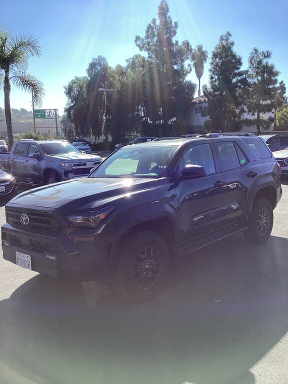2025 Toyota 4Runner SR5 4WD