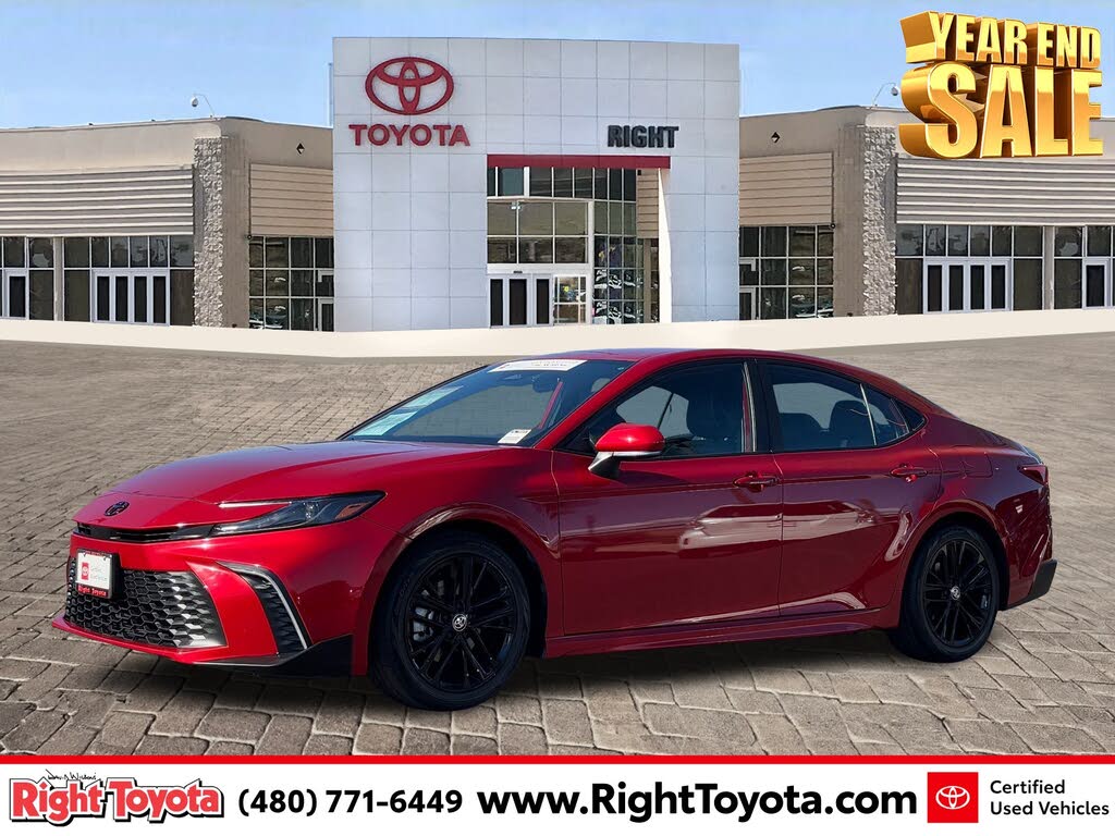 2025 Toyota Camry LE FWD