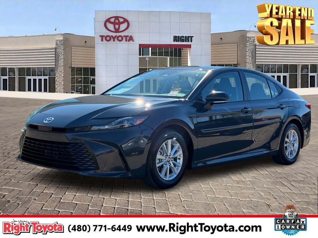 2025 Toyota Camry LE FWD