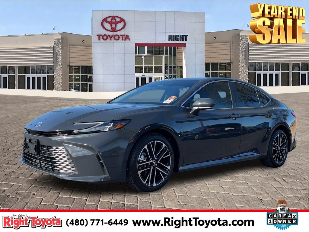 2025 Toyota Camry XLE FWD