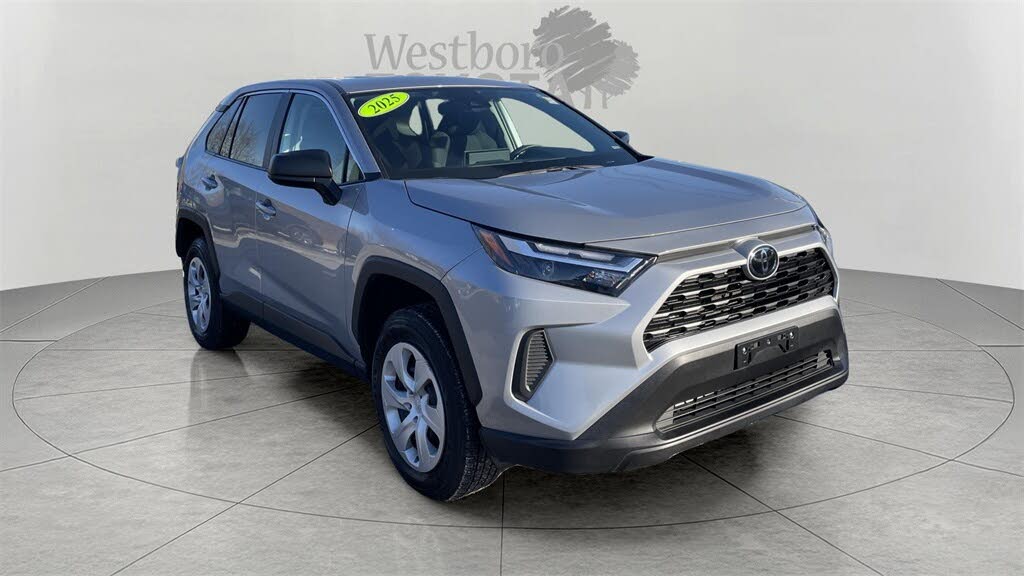 2025 Toyota RAV4 LE AWD