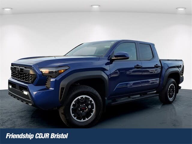 2025 Toyota Tacoma SR5 Double Cab 4WD