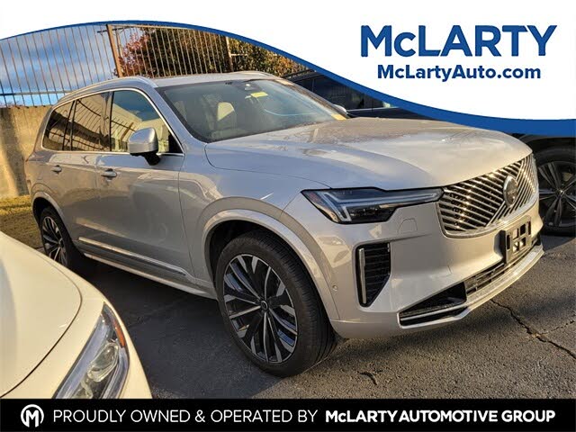 2025 Volvo XC90 B5 Plus Bright Theme 7-Passenger AWD