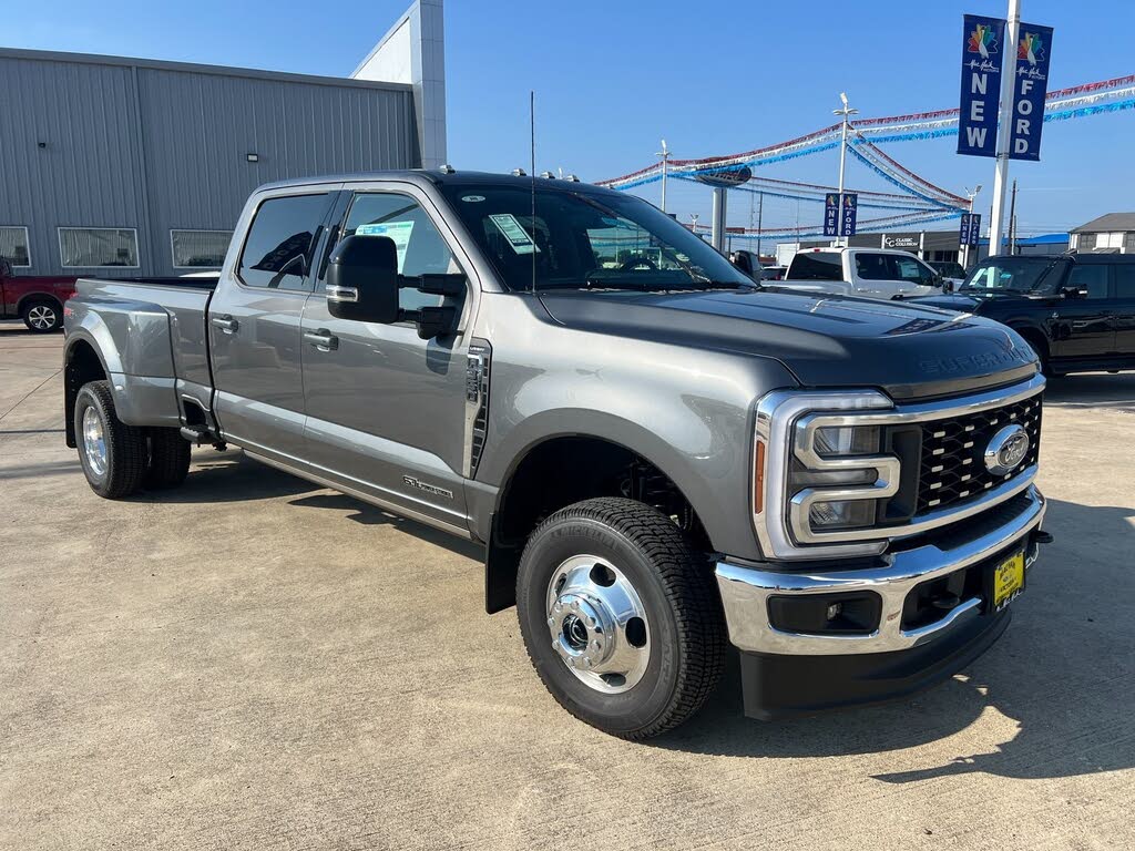 2026 Ford F-350 Super Duty Lariat Crew Cab LB DRW 4WD
