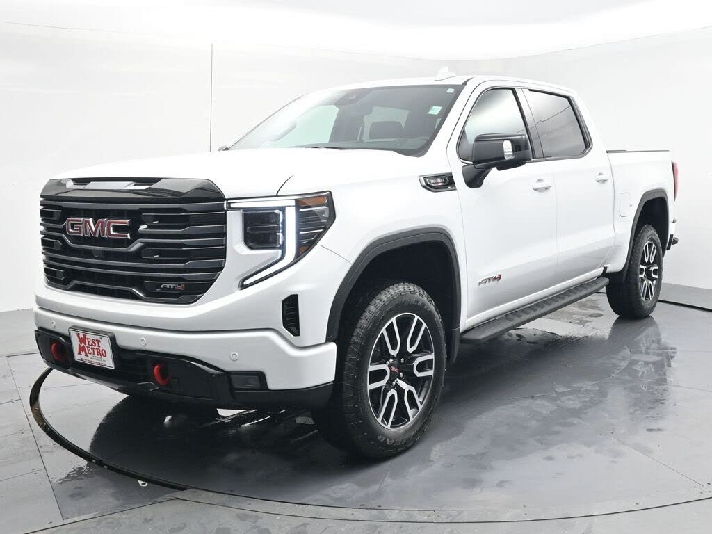 2026 GMC Sierra 1500 AT4 Crew Cab 4WD