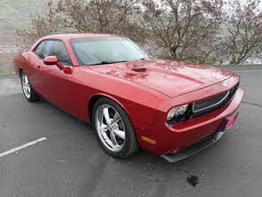 Dodge Challenger SE RWD
