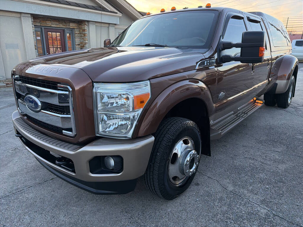 2011 Ford F-350 Super Duty King Ranch Crew Cab LB DRW 4WD