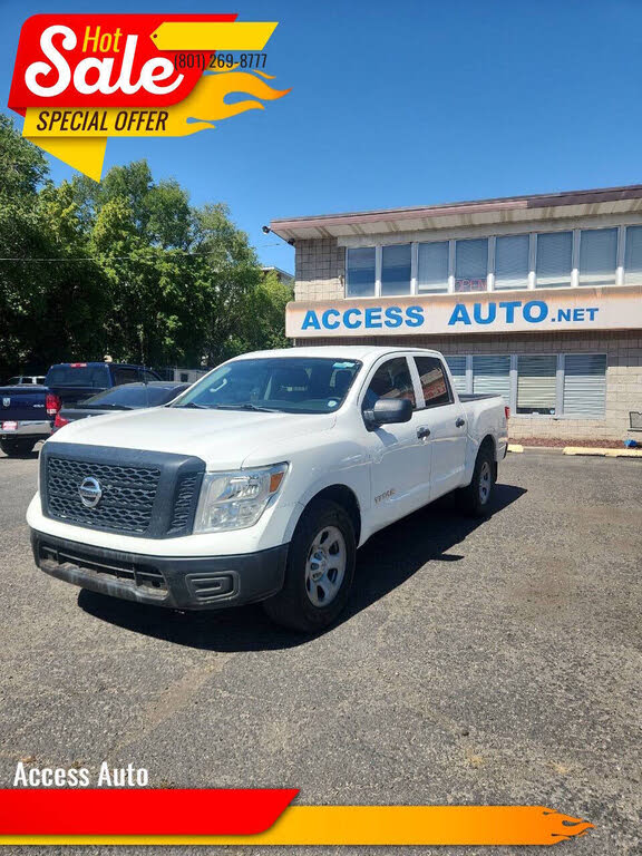 2018 Nissan Titan SV Crew Cab 4WD