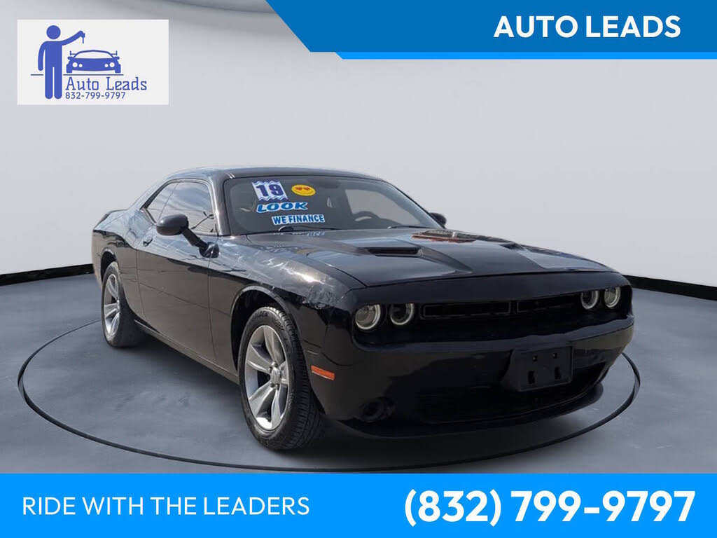 2019 Dodge Challenger SXT RWD