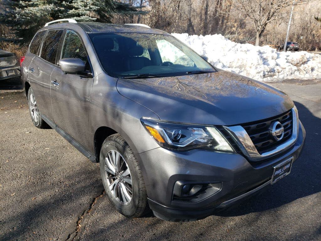 2019 Nissan Pathfinder SL 4WD