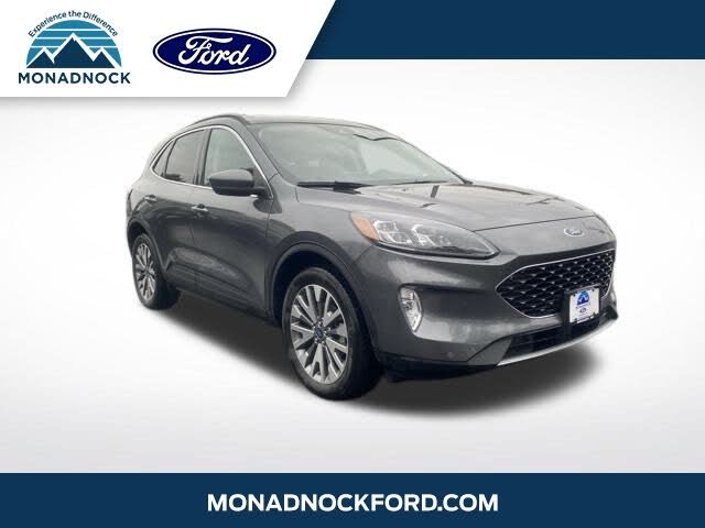 2022 Ford Escape Titanium AWD