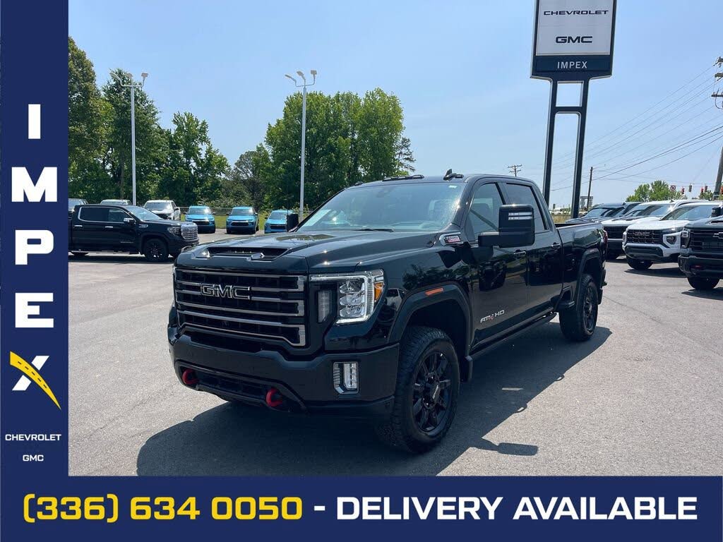 2022 GMC Sierra 2500HD AT4 Crew Cab 4WD