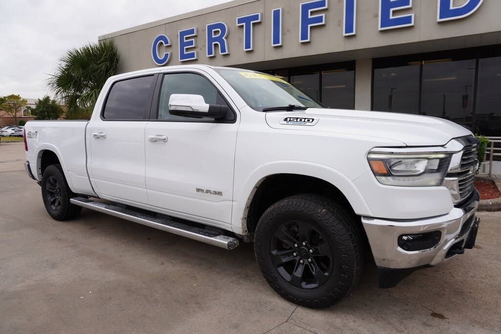2022 RAM 1500 Laramie Crew Cab 4WD