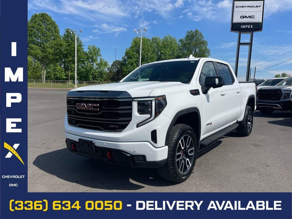 2023 GMC Sierra 1500 AT4 Crew Cab 4WD