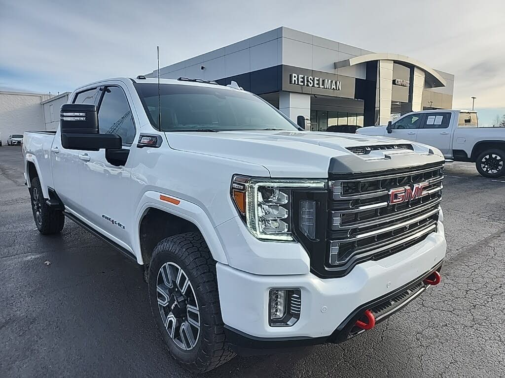 2023 GMC Sierra 2500HD AT4 Crew Cab 4WD