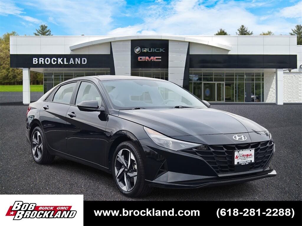 2023 Hyundai Elantra SEL FWD