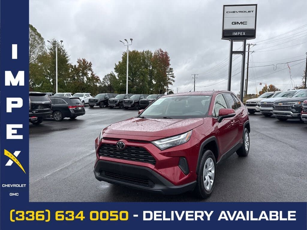 2023 Toyota RAV4 LE FWD