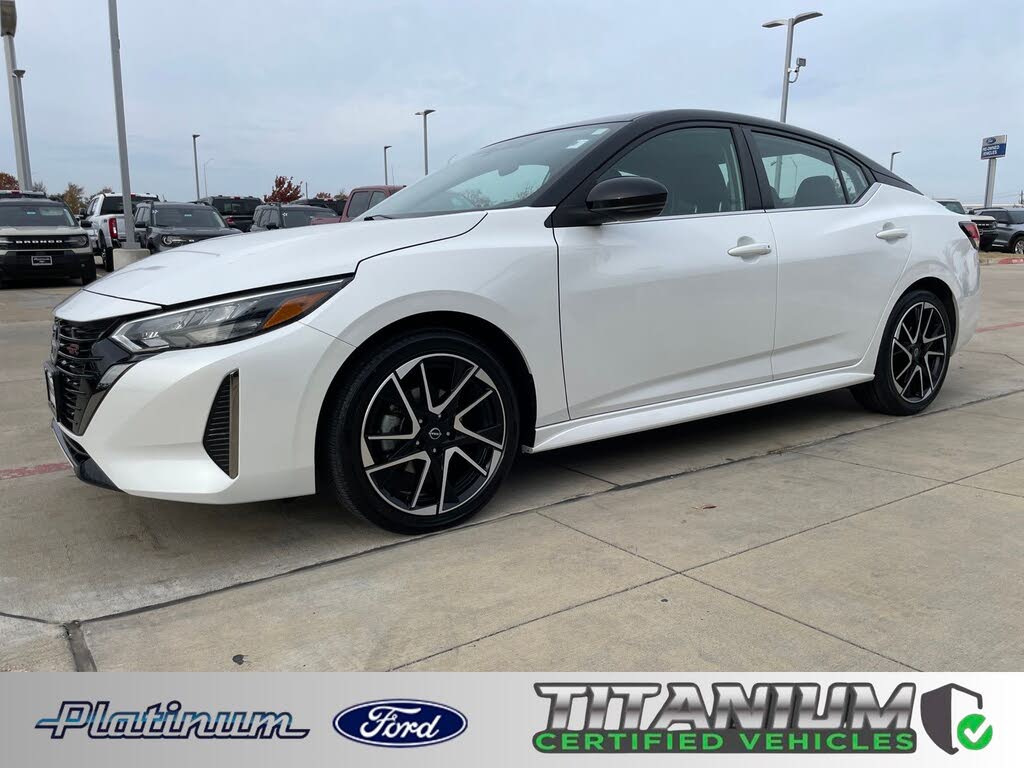 2024 Nissan Sentra SR FWD