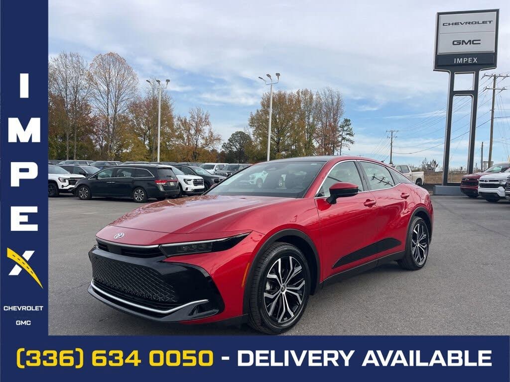 2024 Toyota Crown XLE AWD