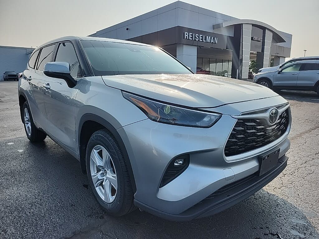 2024 Toyota Highlander LE AWD