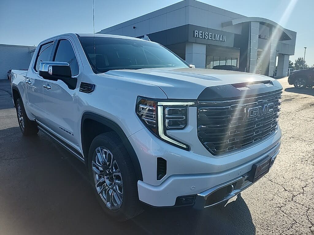 2025 GMC Sierra 1500 Denali Ultimate Crew Cab 4WD