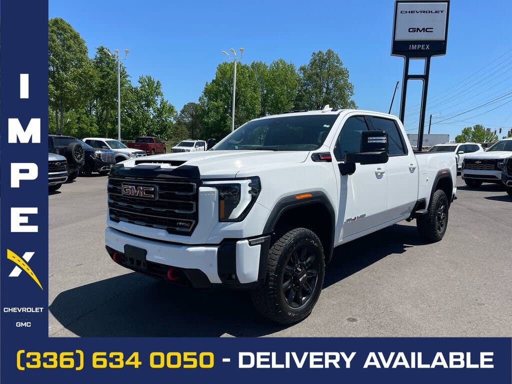 2025 GMC Sierra 2500HD AT4 Crew Cab 4WD
