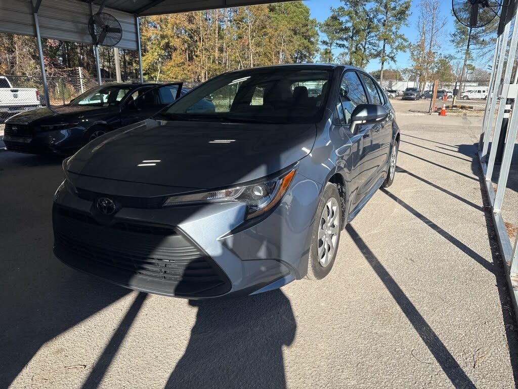 2025 Toyota Corolla LE FWD