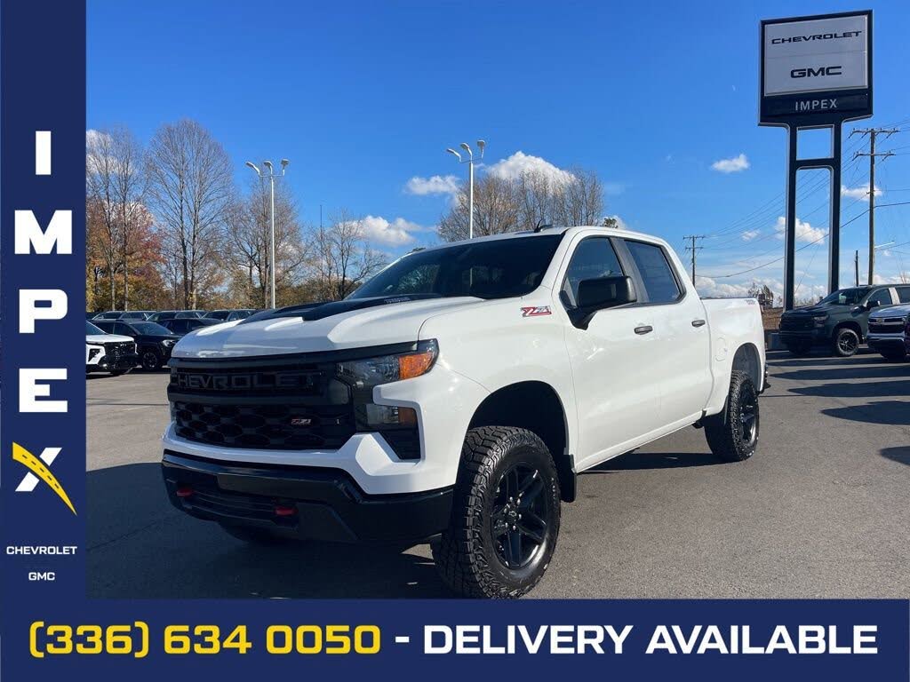 2026 Chevrolet Silverado 1500 Custom Trail Boss Crew Cab 4WD